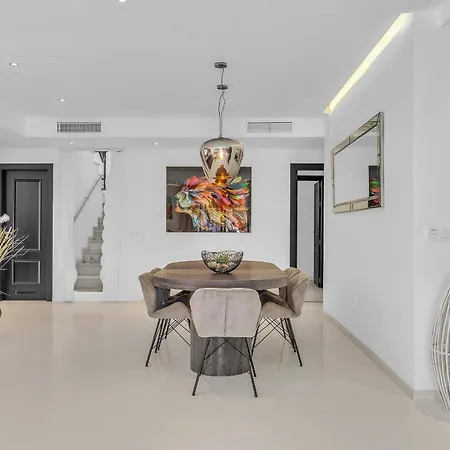 Hacienda Del Sol Penthouse By Finest Εστεπόνα