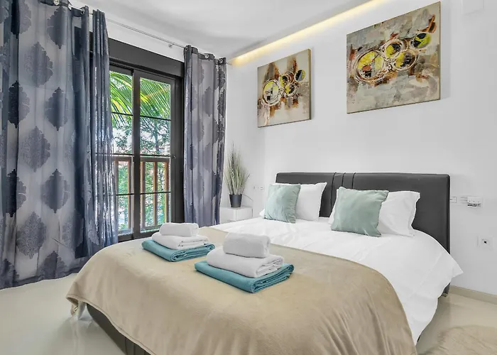 Lägenhet Hacienda Del Sol Penthouse By Finest Estepona