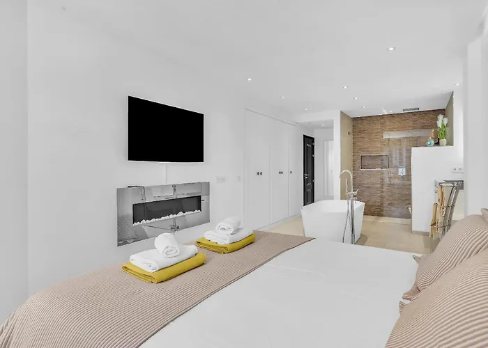 Hacienda Del Sol Penthouse By Finest Lägenhet Estepona